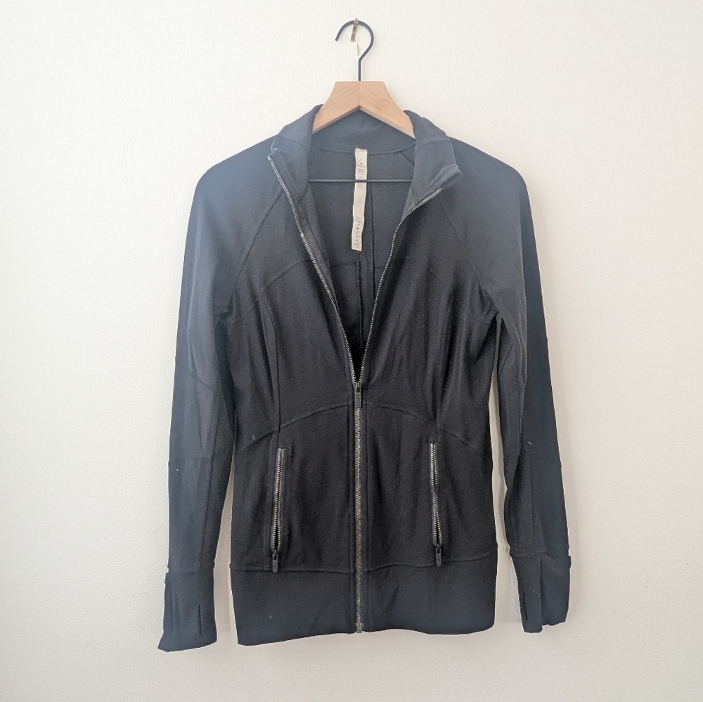 ❤️ Lululemon women's zip up jacket size 8